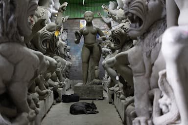 Kumartuli: Where clay becomes divine