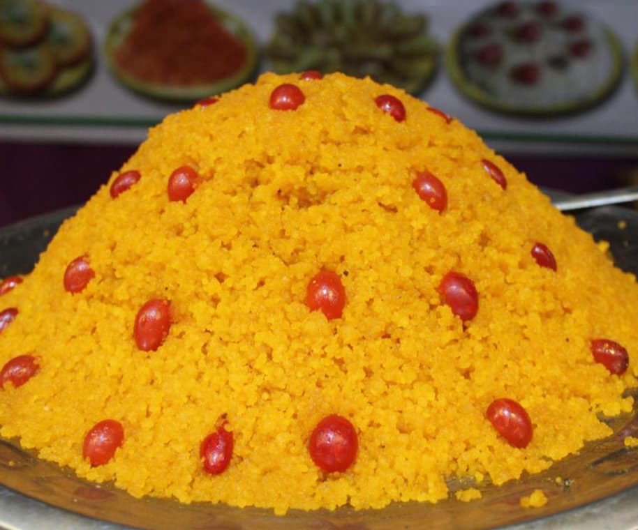 <p dir="ltr"><em>Sitabhog and Mihidana are two treats from Burdwan.&nbsp;(Shutterstock)</em></p>