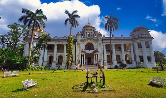 Live like a zamindar: Rajbari experiences around Bengal
