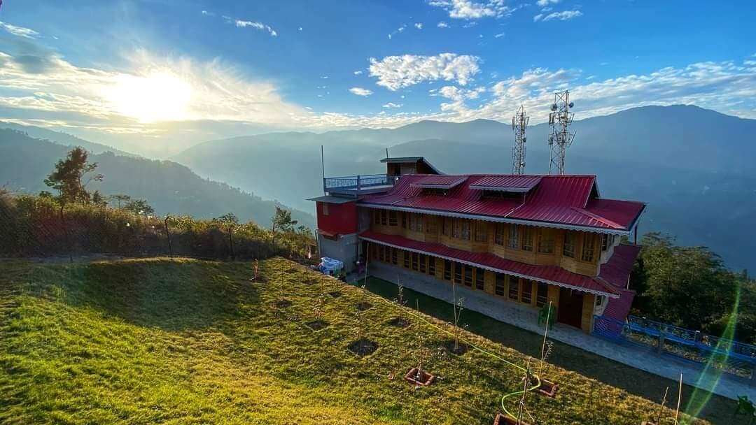 <p dir="ltr">A homestay at Mim Tea Estate.&nbsp;</p>