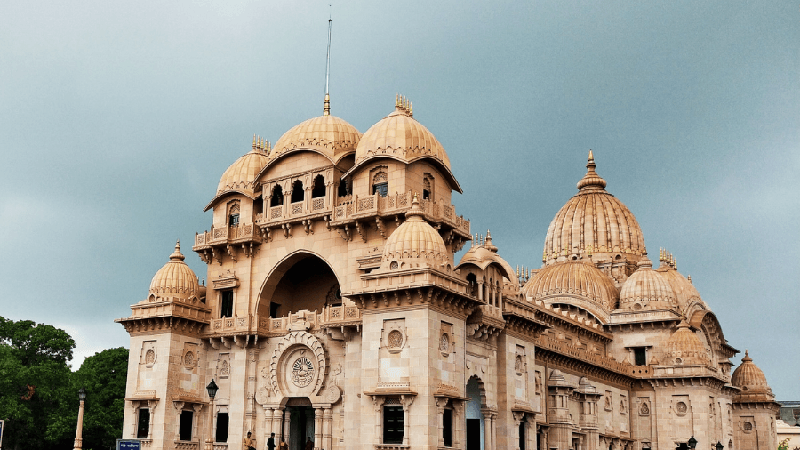 <p>Belur is the headquarters of the Ramakrishna Math and Mission.</p>
