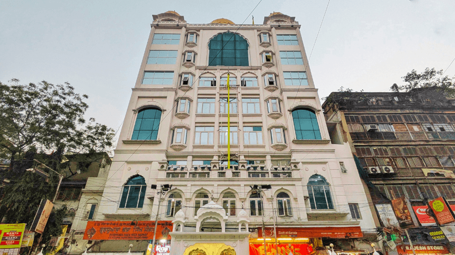 <p>The Burrabazar gurudwara is a historic landmark.</p>