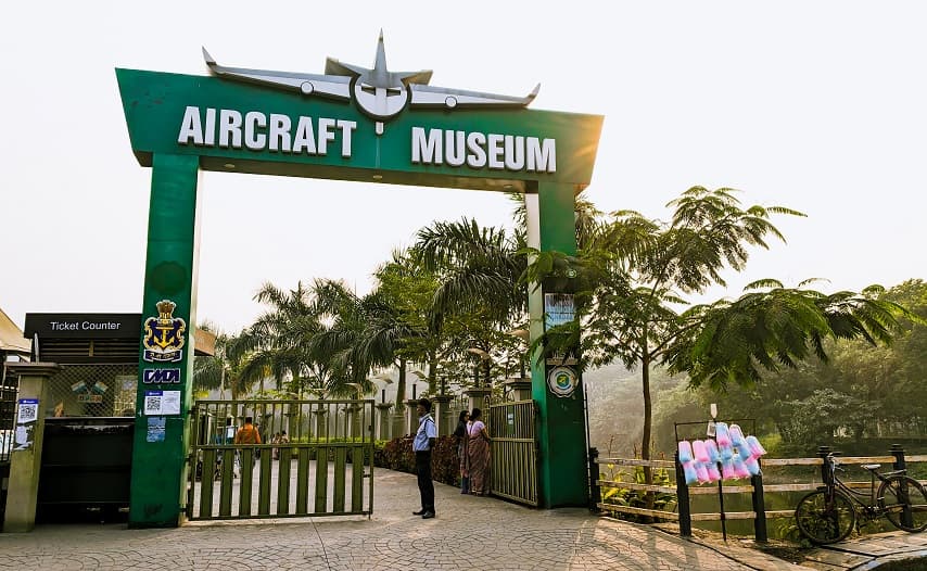 The Aircraft Museum is a gateway to a world of wonder for aircraft enthusiasts — age no bar. (Pictures by Krishnungshu Gangopadhyay)
