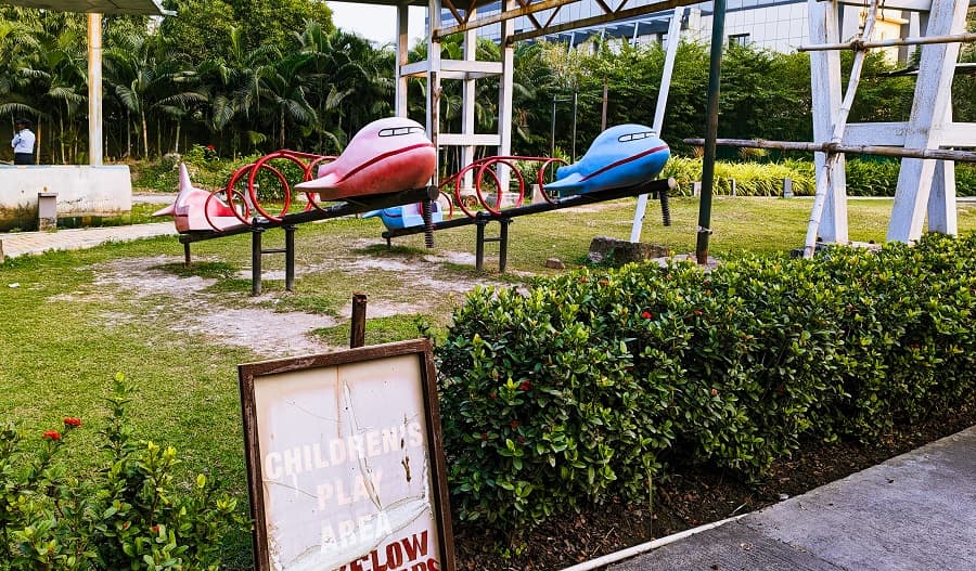 <p>The museum grounds include a children’s play area.</p>