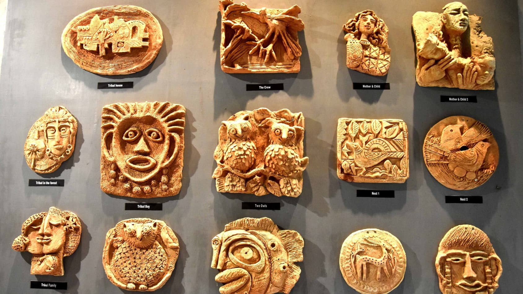 <p>Terracotta pieces speak of Bengal's ancient craft heritage.</p>