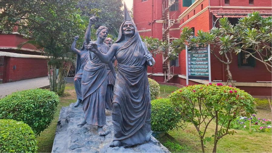 <p>An installation depicts the role of women in the fight for freedom. (Picture by Bishnupriya Banerjee)</p>