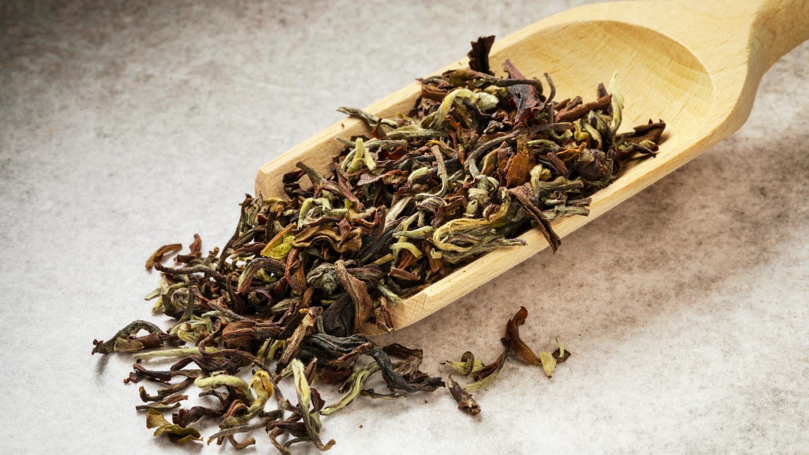 <p>A close-up of loose leaf Darjeeling tea. (Shutterstock)</p>