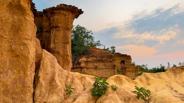 Gangani Danga: Bengal's Grand Canyon