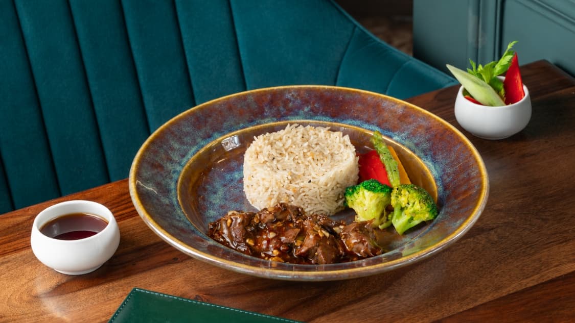 <p>Slided Mutton in Nolen Gur and Rum</p>