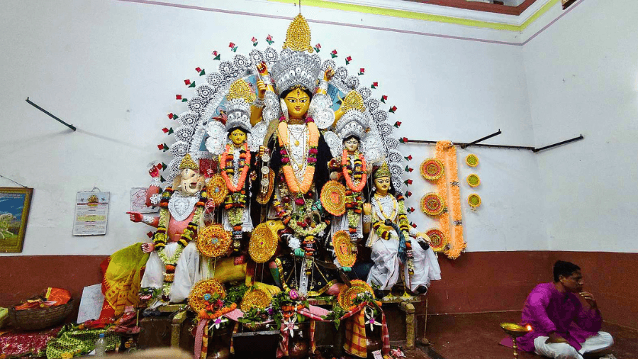 <p>The Durga idol of the Bara Taraf branch of the Mondal family. (Picture by Amitabha Gupta)</p>