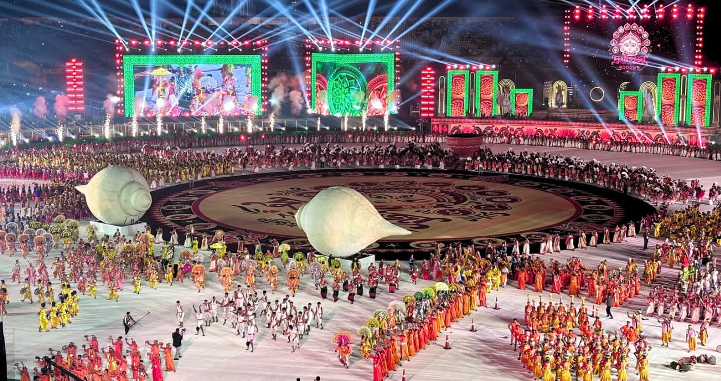 Eden Gardens lights up on Mahalaya 